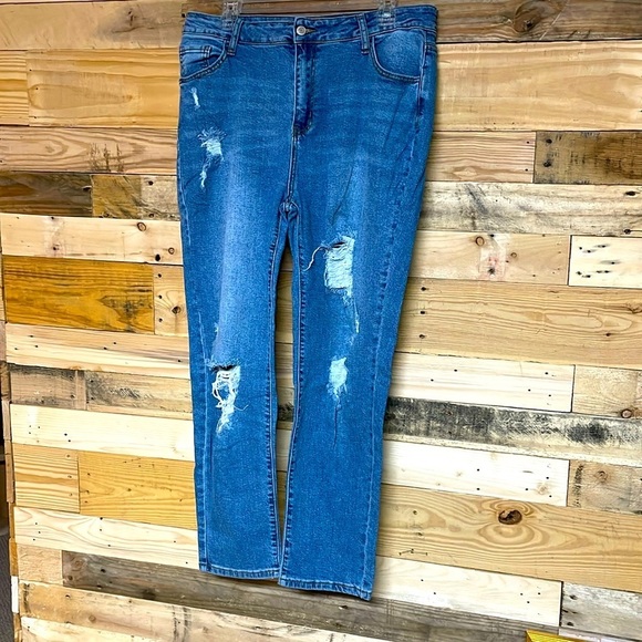 Hammer Jeans size 15 straight leg distress medium wash no stretch Jean - Picture 1 of 13